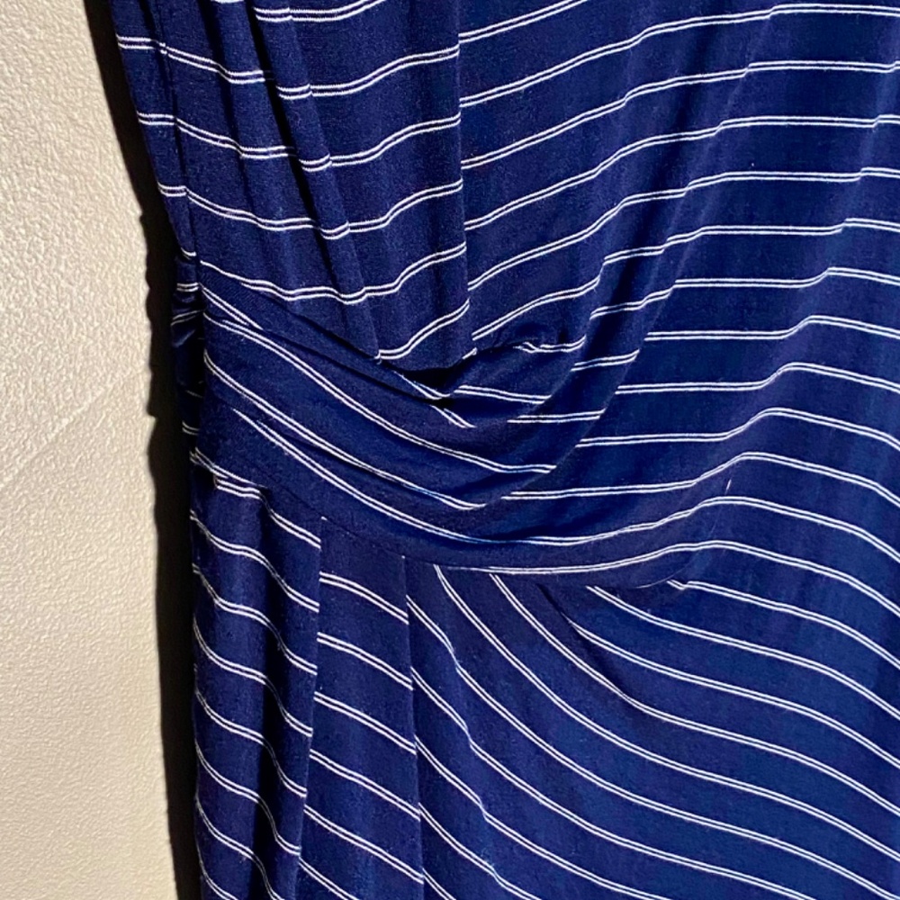 Dress - Picture 5 of 5